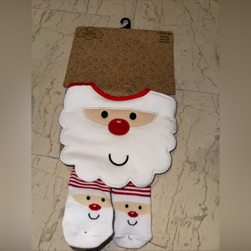 Baby Essentials Santa Claus Christmas Red White Bib Socks Sz 0-6 Month